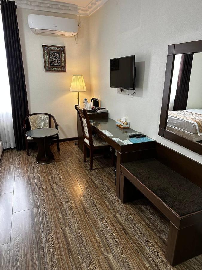 Shahristan Plaza Hotell Buchara Exteriör bild