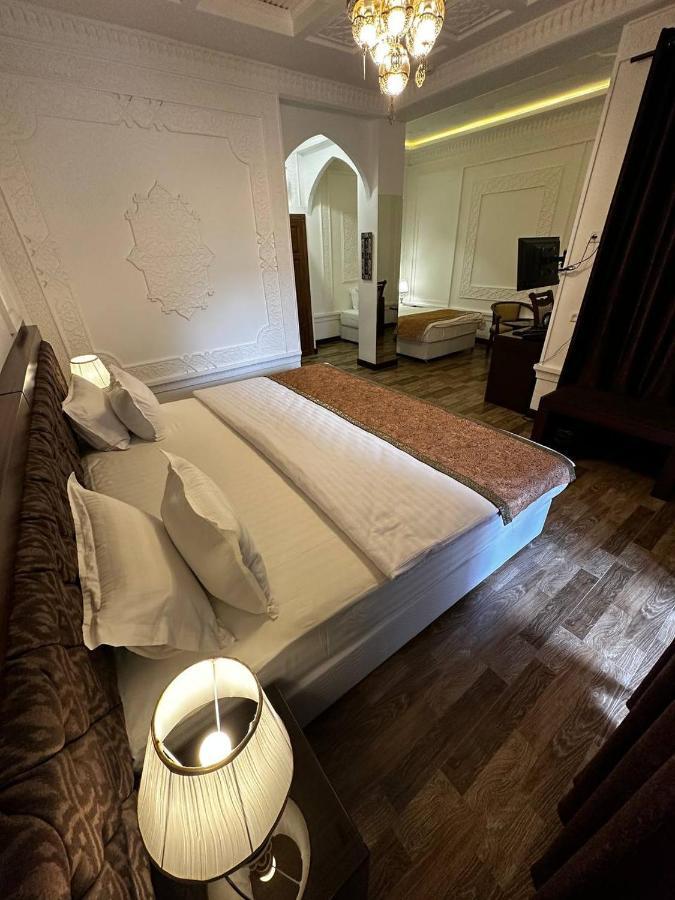 Shahristan Plaza Hotell Buchara Exteriör bild