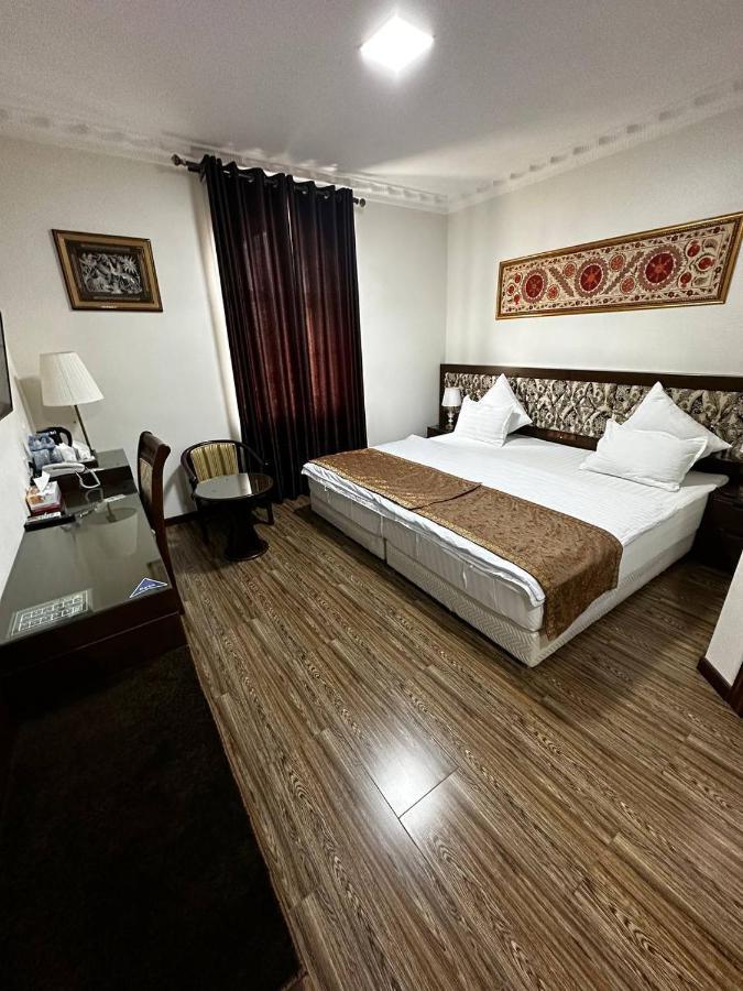 Shahristan Plaza Hotell Buchara Exteriör bild
