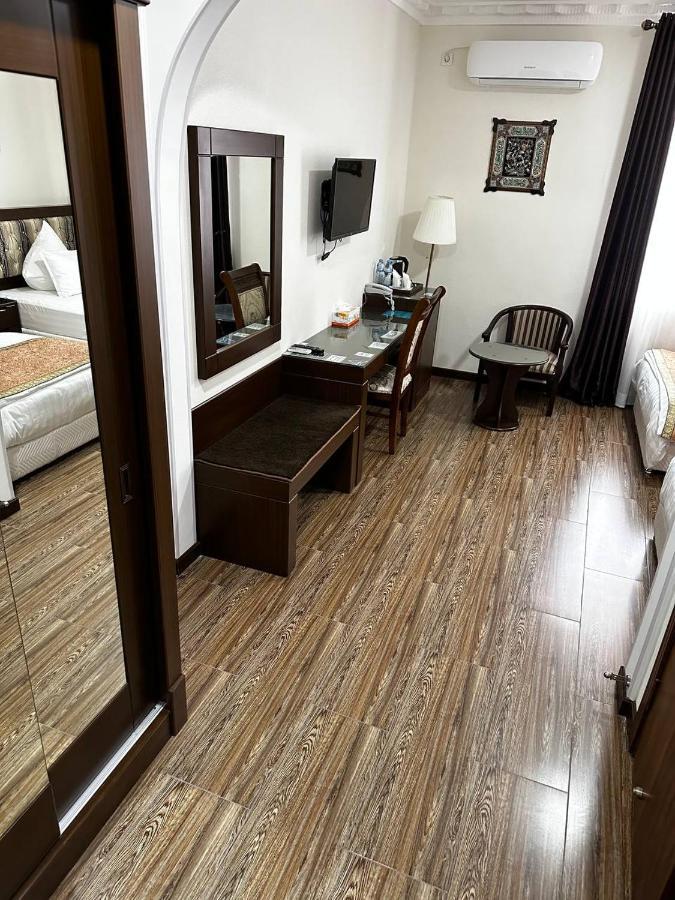 Shahristan Plaza Hotell Buchara Exteriör bild